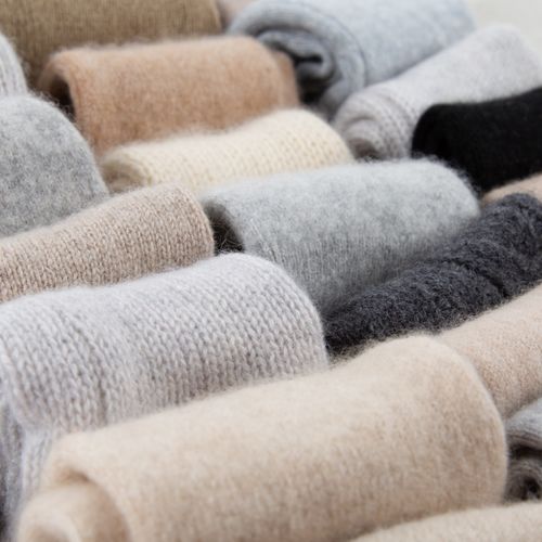 Neutrals cashmere fingerless gloves